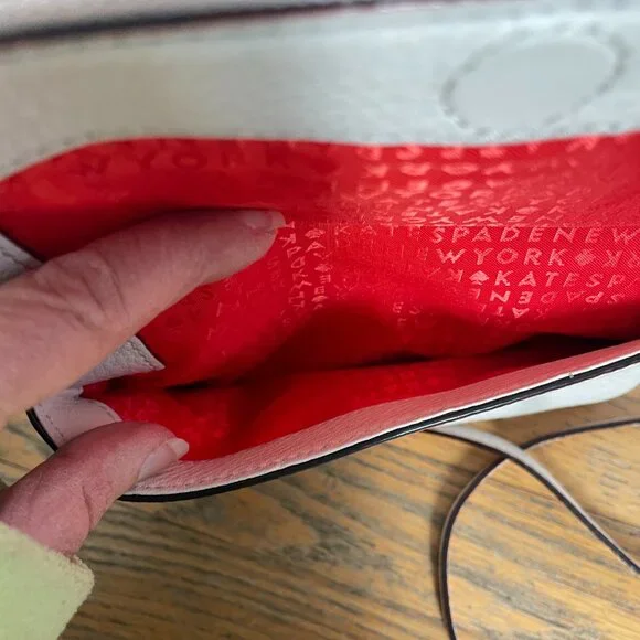 Kate Spade New York Mansfield Mariana pebbled leather crossbody bag Beige - Picture 8 of 10